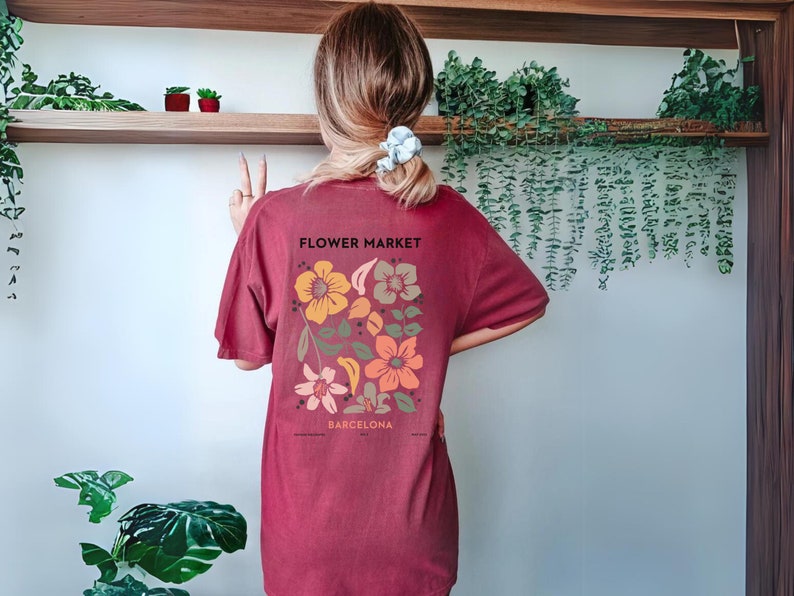 Oversized Floral Tee Trendy Wildflower Top for Women