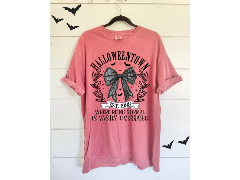 Vintage Halloween Town Est. 1998 Tee - Halloweentown University Fall Party Shirt