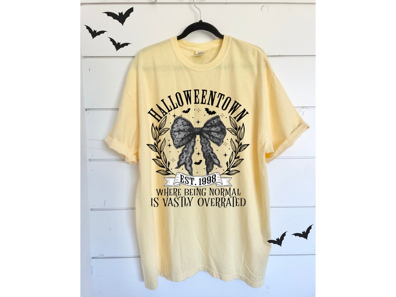 Vintage Halloween Town Est. 1998 Tee - Halloweentown University Fall Party Shirt